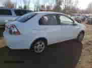 2011 Chevrolet Aveo 1LT z VIN KL1TD5DE4BB231079, wystawiony jako Copart lot #77172654 z przebiegiem 108 083 mil mil oraz Czysty tytuł • Clean title. Historia ofert i sprzedaży dostępna na DreamBid. Obrazek 3.