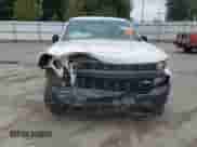 2019 Chevrolet Silverado 1500 Work Truck z VIN 3GCNWAEH7KG268003, wystawiony jako Copart lot #69497795 z przebiegiem 34 351 mil mil oraz Szkoda całkowita • Salvage title. Historia ofert i sprzedaży dostępna na DreamBid. Obrazek 5.