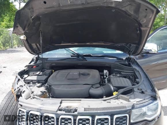 2017 Jeep Grand Cherokee Limited with VIN 1C4RJEBG8HC731720, listed as a IAAI auction lot 42763258 with 94,058 mi miles and . Bid and sale history available at DreamBid. Image 10.