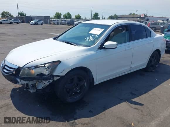 2012 Honda Accord LX с VIN 1HGCP2F38CA093582, выставлен на аукционе IAAI как лот 43145247 с пробегом 219 517 миль миль и . История ставок и продаж доступна на DreamBid. Изображение 18.