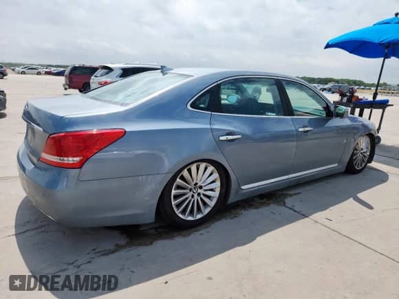 2015 Hyundai Equus Signature with VIN KMHGH4JH4FU095338, listed as a Copart auction lot 63972905 with 122,955 mi miles and Salvage title. Bid and sale history available at DreamBid. Image 3.
