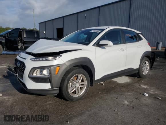 2021 Hyundai Kona SE with VIN KM8K12AA0MU626702, listed as a Copart auction lot 84962365 with 51,572 mi miles and Salvage title. Bid and sale history available at DreamBid. Image 1.