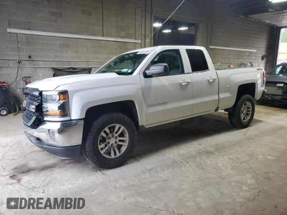 2019 Chevrolet Silverado 1500 Work Truck z VIN 2GCVKNEC6K1243383, wystawiony jako Copart lot #66944905 z przebiegiem 97 658 mil mil oraz Szkoda całkowita • Salvage title. Historia ofert i sprzedaży dostępna na DreamBid. Obrazek 1.