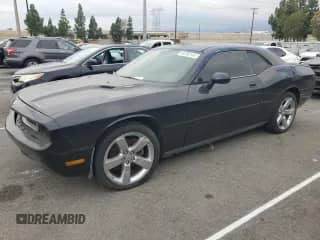 2009 Dodge Challenger R/T z VIN 2B3LJ54T29H525440, wystawiony jako Copart lot #84290145 z przebiegiem 116 421 mil mil oraz Szkoda całkowita • Salvage title. Historia ofert i sprzedaży dostępna na DreamBid. Obrazek 1.
