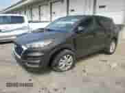 2019 Hyundai Tucson SE z VIN KM8J2CA48KU064117, wystawiony jako Copart lot #65477575 z przebiegiem 75 232 mil mil oraz Szkoda całkowita • Salvage title. Historia ofert i sprzedaży dostępna na DreamBid. Obrazek 1.