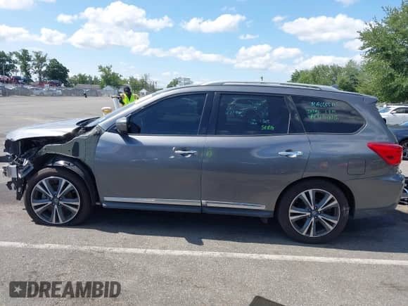 2019 Nissan Pathfinder SL with VIN 5N1DR2MM4KC629290, listed as a IAAI auction lot 42951332 with 53,953 mi miles and . Bid and sale history available at DreamBid. Image 15.