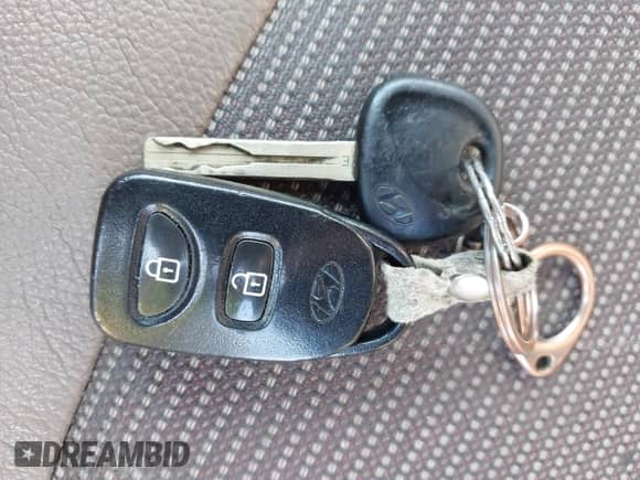 2012 Hyundai Tucson GLS with VIN KM8JU3AC1CU512149, listed as a IAAI auction lot 43270418 with 167,009 mi miles and . Bid and sale history available at DreamBid. Image 11.