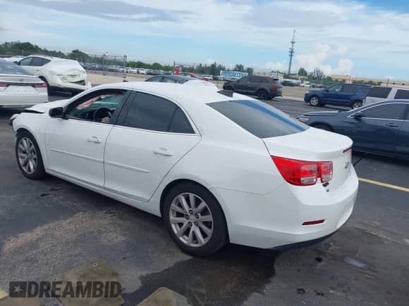 2015 Chevrolet Malibu LS z VIN 1G11A5SL1FU121779, wystawiony jako IAAI lot #43145984 z przebiegiem 149 524 mil mil oraz . Historia ofert i sprzedaży dostępna na DreamBid. Obrazek 3.