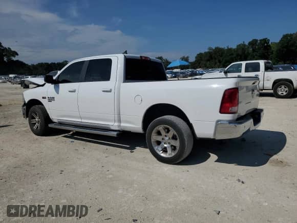 2020 Ram 1500 SLT z VIN 1C6RR6TT5LS136209, wystawiony jako Copart lot #69506665 z przebiegiem 78 708 mil mil oraz Szkoda całkowita • Salvage title. Historia ofert i sprzedaży dostępna na DreamBid. Obrazek 2.