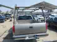 2000 Chevrolet Silverado 3500 z VIN 1GCGC33J0YF423603, wystawiony jako IAAI lot #42442765 z przebiegiem 116 758 mil mil oraz . Historia ofert i sprzedaży dostępna na DreamBid. Obrazek 17.