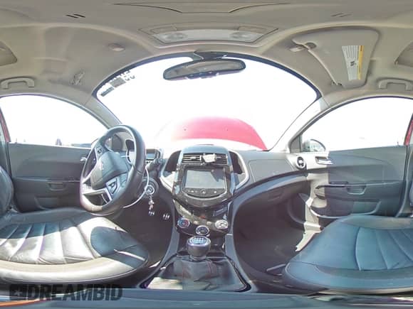 2015 Chevrolet Sonic RS z VIN 1G1JH6SB0F4167290, wystawiony jako Copart lot #69244125 z przebiegiem 82 775 mil mil oraz Szkoda całkowita • Salvage title. Historia ofert i sprzedaży dostępna na DreamBid. Obrazek 14.