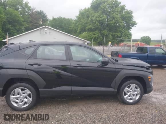 2025 Hyundai Kona SE с VIN KM8HACAB9SU212954, выставлен на аукционе IAAI как лот 42297287 с пробегом 8 355 миль миль и . История ставок и продаж доступна на DreamBid. Изображение 14.