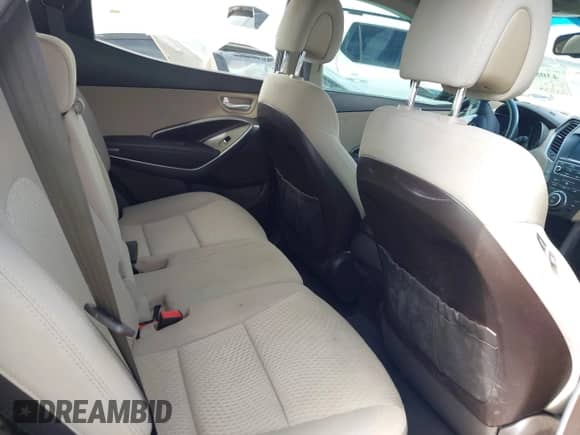 2018 Hyundai Santa Fe 2.4L с VIN 5NMZU3LB9JH057132, выставлен на аукционе IAAI как лот 43084843 с пробегом 122 893 миль миль и . История ставок и продаж доступна на DreamBid. Изображение 8.