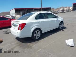 2016 Chevrolet Sonic LTZ с VIN 1G1JE5SB0G4140823, выставлен на аукционе IAAI как лот 43078859 с пробегом 94 417 миль миль и . История ставок и продаж доступна на DreamBid. Изображение 4.