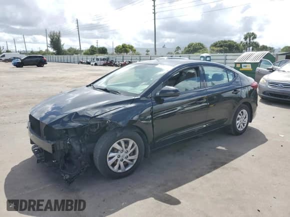 2018 Hyundai Elantra SE z VIN KMHD74LF6JU613704, wystawiony jako Copart lot #85356045 z przebiegiem 60 821 mil mil oraz Szkoda całkowita • Salvage title. Historia ofert i sprzedaży dostępna na DreamBid. Obrazek 1.
