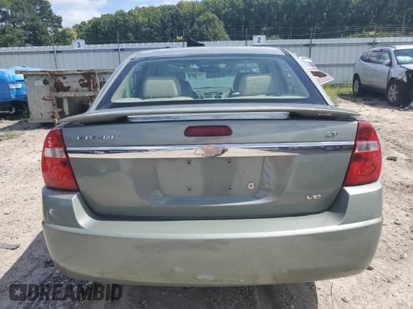 2005 Chevrolet Malibu LT z VIN 1G1ZU54875F107827, wystawiony jako Copart lot #70148884 z przebiegiem 81 416 mil mil oraz Szkoda całkowita • Salvage title. Historia ofert i sprzedaży dostępna na DreamBid. Obrazek 6.