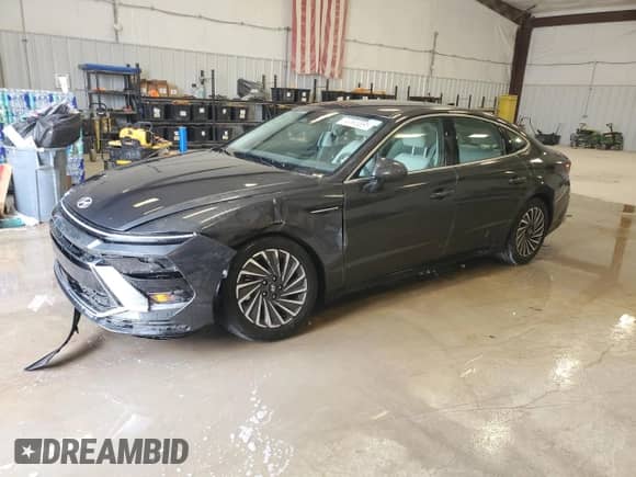 2025 Hyundai Sonata SEL с VIN KMHL34JJ2SA122130, выставлен на аукционе Copart как лот 89928885 с пробегом 15 707 миль миль и Чистый • Clean title. История ставок и продаж доступна на DreamBid. Изображение 1.