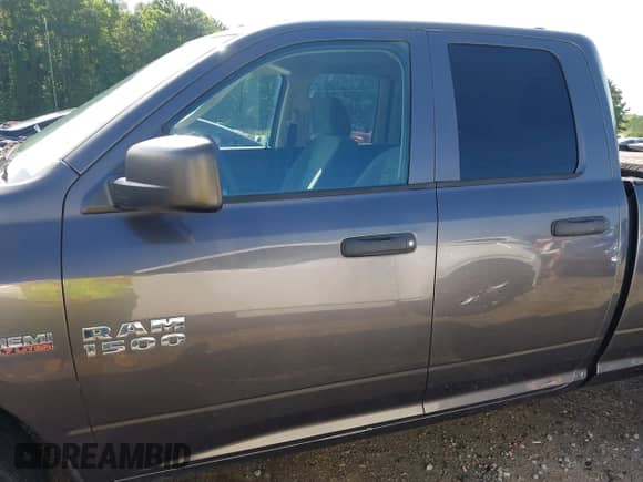 2014 Ram 1500 Express с VIN 1C6RR6FT7ES457263, выставлен на аукционе IAAI как лот 42601014 с пробегом 165 734 миль миль и . История ставок и продаж доступна на DreamBid. Изображение 14.