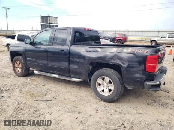 2018 Chevrolet Silverado 1500 LT с VIN 1GCVKREH2JZ363495, выставлен на аукционе Copart как лот 80777585 с пробегом 56 884 миль миль и Списание • Salvage title. История ставок и продаж доступна на DreamBid. Изображение 2.