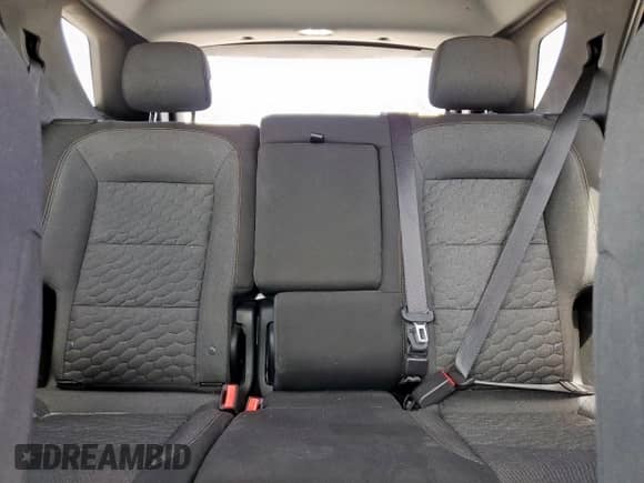 2020 Chevrolet Equinox LT z VIN 3GNAXKEV2LS558078, wystawiony jako Copart lot #68932915 z przebiegiem 66 436 mil mil oraz Szkoda całkowita • Salvage title. Historia ofert i sprzedaży dostępna na DreamBid. Obrazek 10.