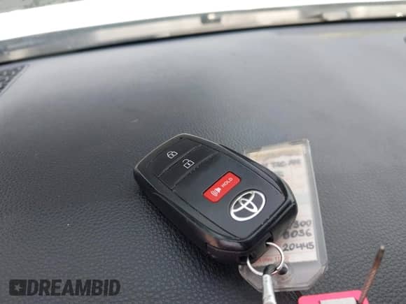 2024 Toyota Tacoma SR5 с VIN 3TYLB5JN1RT002580, выставлен на аукционе IAAI как лот 43249700 с пробегом 56 864 миль миль и . История ставок и продаж доступна на DreamBid. Изображение 11.