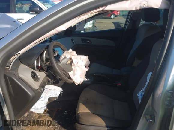 2014 Chevrolet Cruze LS with VIN 1G1PB5SH5E7370523, listed as a IAAI auction lot 42547745 with 64,602 mi miles and . Bid and sale history available at DreamBid. Image 5.