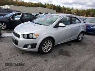 2013 Chevrolet Sonic LT с VIN 1G1JC5SG9D4144995, выставлен на аукционе Copart как лот 86784545 с пробегом 153 684 миль миль и Списание • Salvage title. История ставок и продаж доступна на DreamBid. Изображение 1.