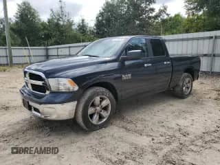 2013 Ram 1500 SLT z VIN 1C6RR6GP4DS649756, wystawiony jako Copart lot #82113625 z przebiegiem 156 184 mil mil oraz Szkoda całkowita • Salvage title. Historia ofert i sprzedaży dostępna na DreamBid. Obrazek 1.