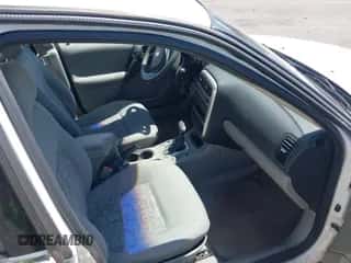 2004 Saturn L L300 1 with VIN 1G8JC54F54Y516489, listed as a IAAI auction lot 42647293 with 47,476 mi miles and . Bid and sale history available at DreamBid. Image 5.