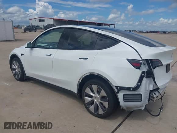 2023 Tesla Model Y Long Range с VIN 7SAYGDEE3PA131154, выставлен на аукционе IAAI как лот 43296131 с пробегом 26 783 миль миль и . История ставок и продаж доступна на DreamBid. Изображение 3.