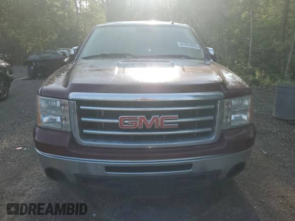 2013 GMC Sierra 1500 SL z VIN 1GTR2UEA8DZ403588, wystawiony jako Copart lot #67993695 z przebiegiem 185 203 mil mil oraz Czysty tytuł • Clean title. Historia ofert i sprzedaży dostępna na DreamBid. Obrazek 5.