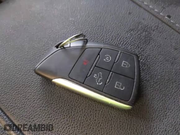 2024 Chevrolet Silverado 1500 LT Trail Boss with VIN 3GCUDFE83RG309753, listed as a IAAI auction lot 43305258 with 28,478 mi miles and . Bid and sale history available at DreamBid. Image 11.