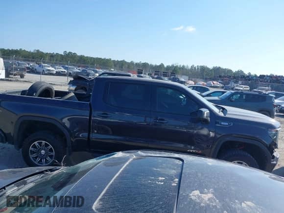 2022 GMC Sierra 1500 AT4 с VIN 3GTUUEET3NG563018, выставлен на аукционе IAAI как лот 41512499 с пробегом 54 538 миль миль и . История ставок и продаж доступна на DreamBid. Изображение 14.