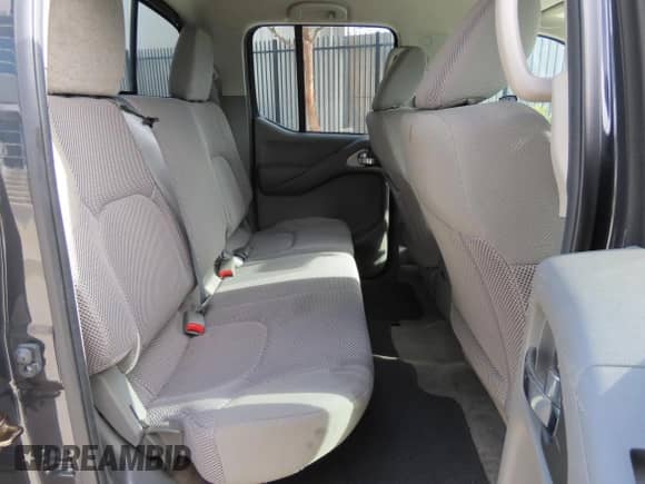 2015 Nissan Frontier S z VIN 1N6AD0ER5FN720550, wystawiony jako Copart lot #85904495 z przebiegiem 61 658 mil mil oraz Szkoda całkowita • Salvage title. Historia ofert i sprzedaży dostępna na DreamBid. Obrazek 6.