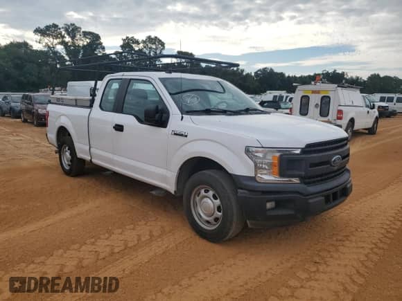 2020 Ford F-150 XL with VIN 1FTEX1CP5LKD35652, listed as a Copart auction lot 71821115 with 185,529 mi miles and Clean title. Bid and sale history available at DreamBid. Image 4.