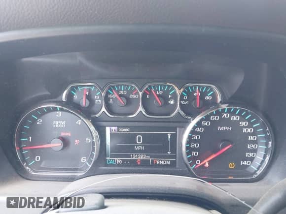 2015 Chevrolet Silverado 1500 LT z VIN 1GCVKREH9FZ230255, wystawiony jako IAAI lot #42810946 z przebiegiem 131 323 mil mil oraz . Historia ofert i sprzedaży dostępna na DreamBid. Obrazek 7.