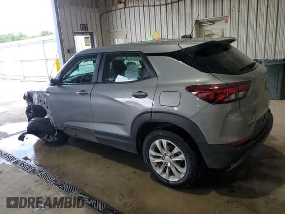 2023 Chevrolet TrailBlazer LS with VIN KL79MNSL5PB196187, listed as a Copart auction lot 63017205 with 28,404 mi miles and Salvage title. Bid and sale history available at DreamBid. Image 2.