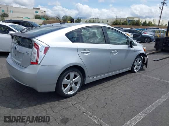2012 Toyota Prius One with VIN JTDKN3DU0C5432829, listed as a IAAI auction lot 41701539 with 142,529 mi miles and . Bid and sale history available at DreamBid. Image 4.
