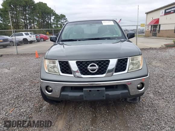 2008 Nissan Frontier SE z VIN 1N6AD09U08C450592, wystawiony jako IAAI lot #43533655 z przebiegiem 179 933 mil mil oraz . Historia ofert i sprzedaży dostępna na DreamBid. Obrazek 12.