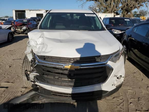 2018 Chevrolet Traverse LS с VIN 1GNERFKW4JJ107636, выставлен на аукционе Copart как лот 84121034 с пробегом 84 302 миль миль и На запчасти • Non repairable. История ставок и продаж доступна на DreamBid. Изображение 5.