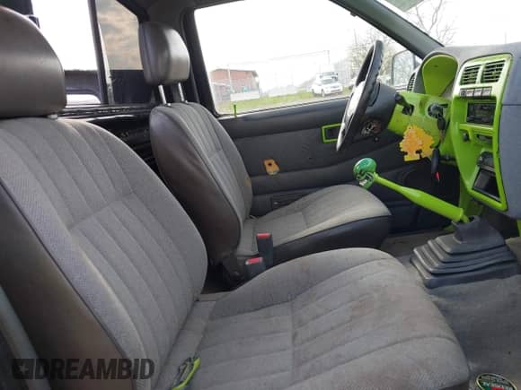 1997 Nissan Frontier XE с VIN 1N6SD11S0VC373612, выставлен на аукционе IAAI как лот 42003229 с пробегом 195 046 миль миль и . История ставок и продаж доступна на DreamBid. Изображение 5.