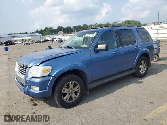 2009 Ford Explorer XLT with VIN 1FMEU73EX9UA01281, listed as a Copart auction lot 68252155 with 127,231 mi miles and Salvage title. Bid and sale history available at DreamBid. Image 1.