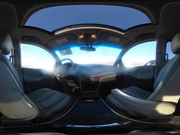 2014 Toyota Sienna XLE с VIN 5TDYK3DC3ES491381, выставлен на аукционе IAAI как лот 41803362 с пробегом 253 940 миль миль и . История ставок и продаж доступна на DreamBid. Изображение 18.