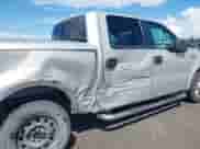 2006 Ford F-150 XLT z VIN 1FTPW12V36KD77740, wystawiony jako IAAI lot #43368626 z przebiegiem 168 059 mil mil oraz . Historia ofert i sprzedaży dostępna na DreamBid. Obrazek 6.