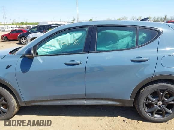 2024 Dodge Hornet R/T Plus с VIN ZACPDFDW1R3A09454, выставлен на аукционе IAAI как лот 42102576 с пробегом 12 720 миль миль и . История ставок и продаж доступна на DreamBid. Изображение 15.