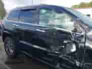 2017 Jeep Grand Cherokee Limited z VIN 1C4RJFBG2HC625186, wystawiony jako IAAI lot #43371268 z przebiegiem 120 604 mil mil oraz . Historia ofert i sprzedaży dostępna na DreamBid. Obrazek 13.