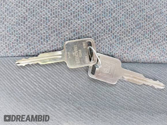 2003 Chevrolet Tracker with VIN 2CNBJ13C236911259, listed as a IAAI auction lot 42447129 with 122,370 mi miles and . Bid and sale history available at DreamBid. Image 11.