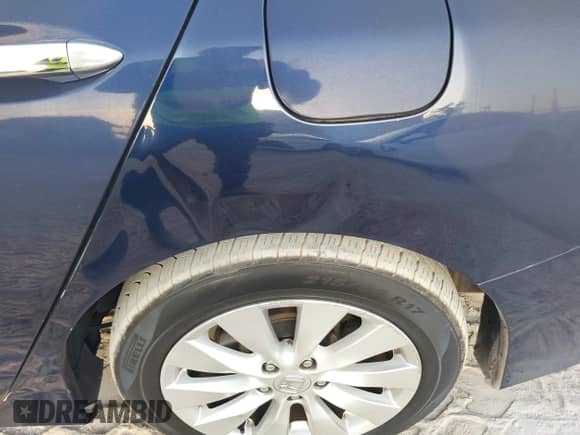 2014 Honda Accord EX-L with VIN 1HGCR3F87EA015356, listed as a IAAI auction lot 41839808 with 266,343 mi miles and . Bid and sale history available at DreamBid. Image 17.