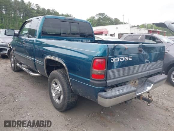 1999 Dodge 2500 with VIN 1B7KC2362XJ515081, listed as a IAAI auction lot 42056459 with 151,411 mi miles and . Bid and sale history available at DreamBid. Image 3.