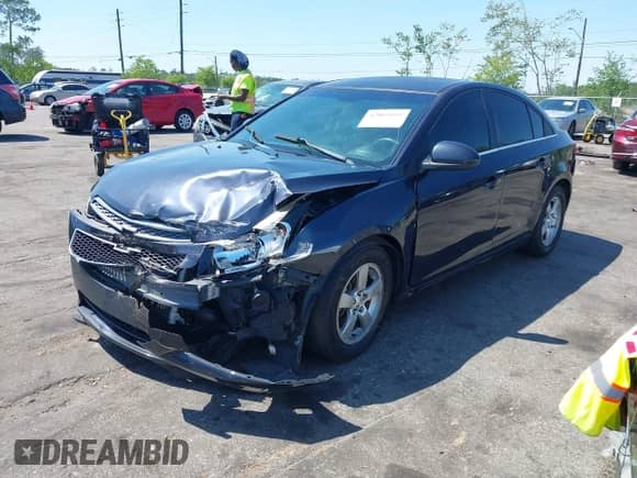 2014 Chevrolet Cruze LT с VIN 1G1PK5SB1E7374550, выставлен на аукционе IAAI как лот 42065152 с пробегом 176 026 миль миль и . История ставок и продаж доступна на DreamBid. Изображение 2.